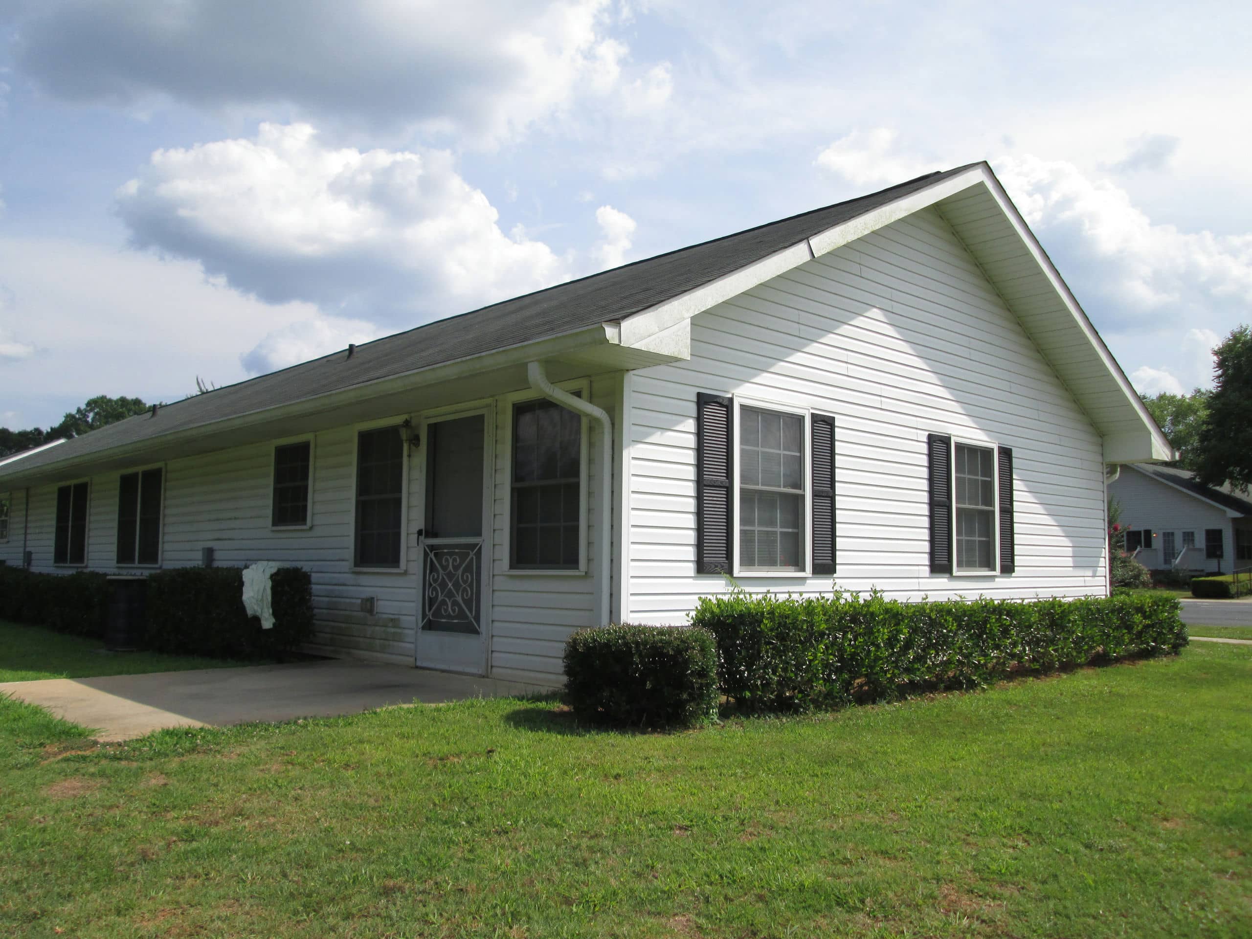 Savannah Court Retirement Home (7)